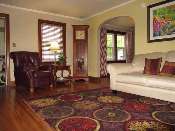 550 East Torrence Road Columbus, OH 43214 - Photo 2 of 32 Gallery Image 2