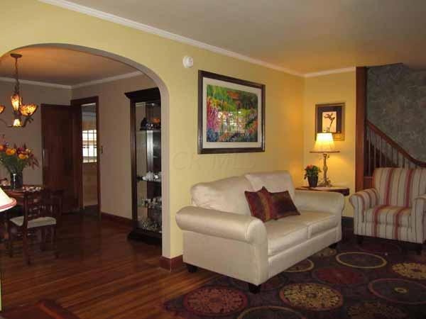 550 East Torrence Road Columbus, OH 43214 - Photo 3 of 32 Gallery Image 3