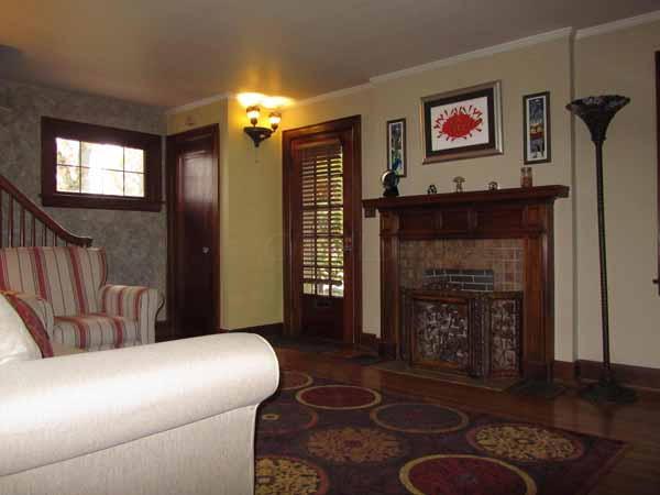 550 East Torrence Road Columbus, OH 43214 - Photo 4 of 32 Gallery Image 4