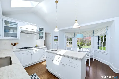 $3,595,000 | 64 5 Mile River Road, Darien, CT 06820