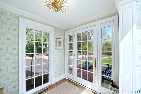 $3,595,000 | 64 5 Mile River Road, Darien, CT 06820