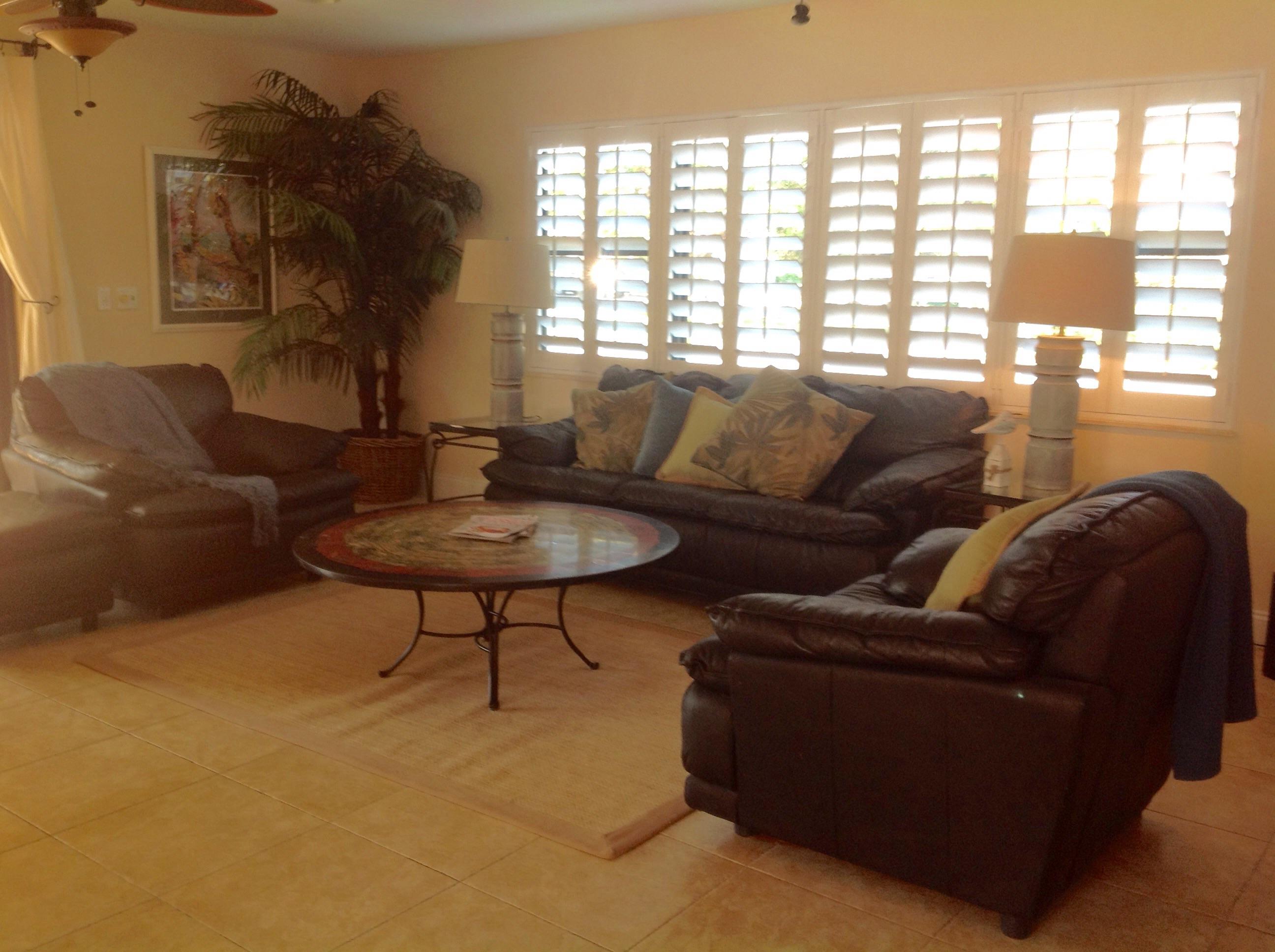 2098 Isabel Road East Boca Raton, FL 33486 - Photo 9 of 23 image