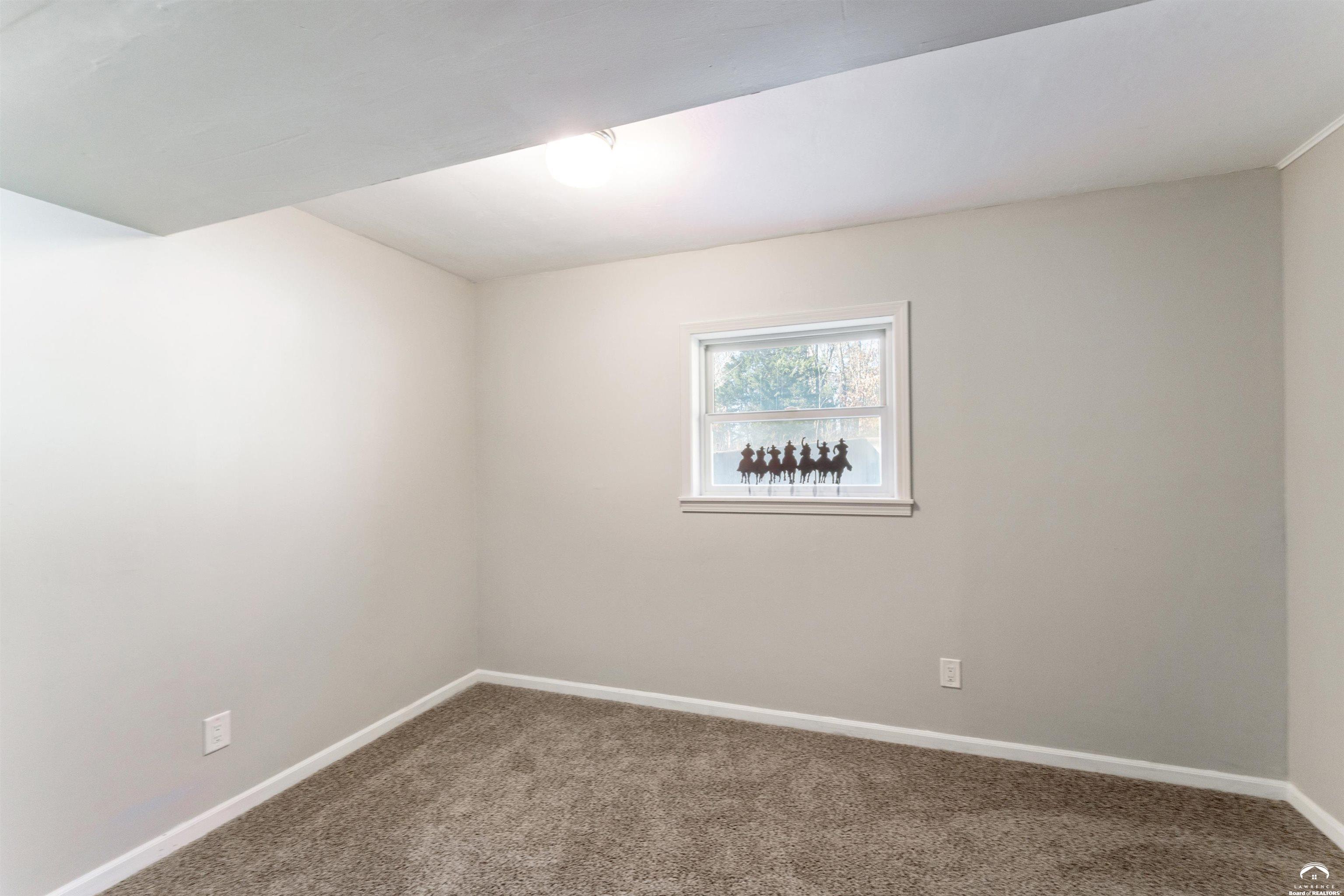 1168 Kingman Road Pomona, KS 66076 - Photo 27 of 68