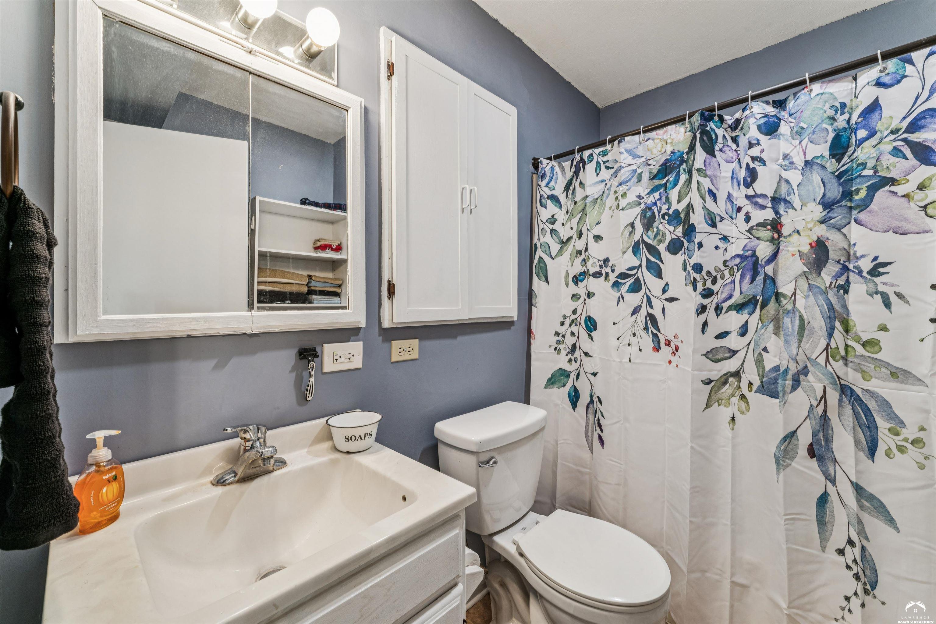 1168 Kingman Road Pomona, KS 66076 - Photo 31 of 68