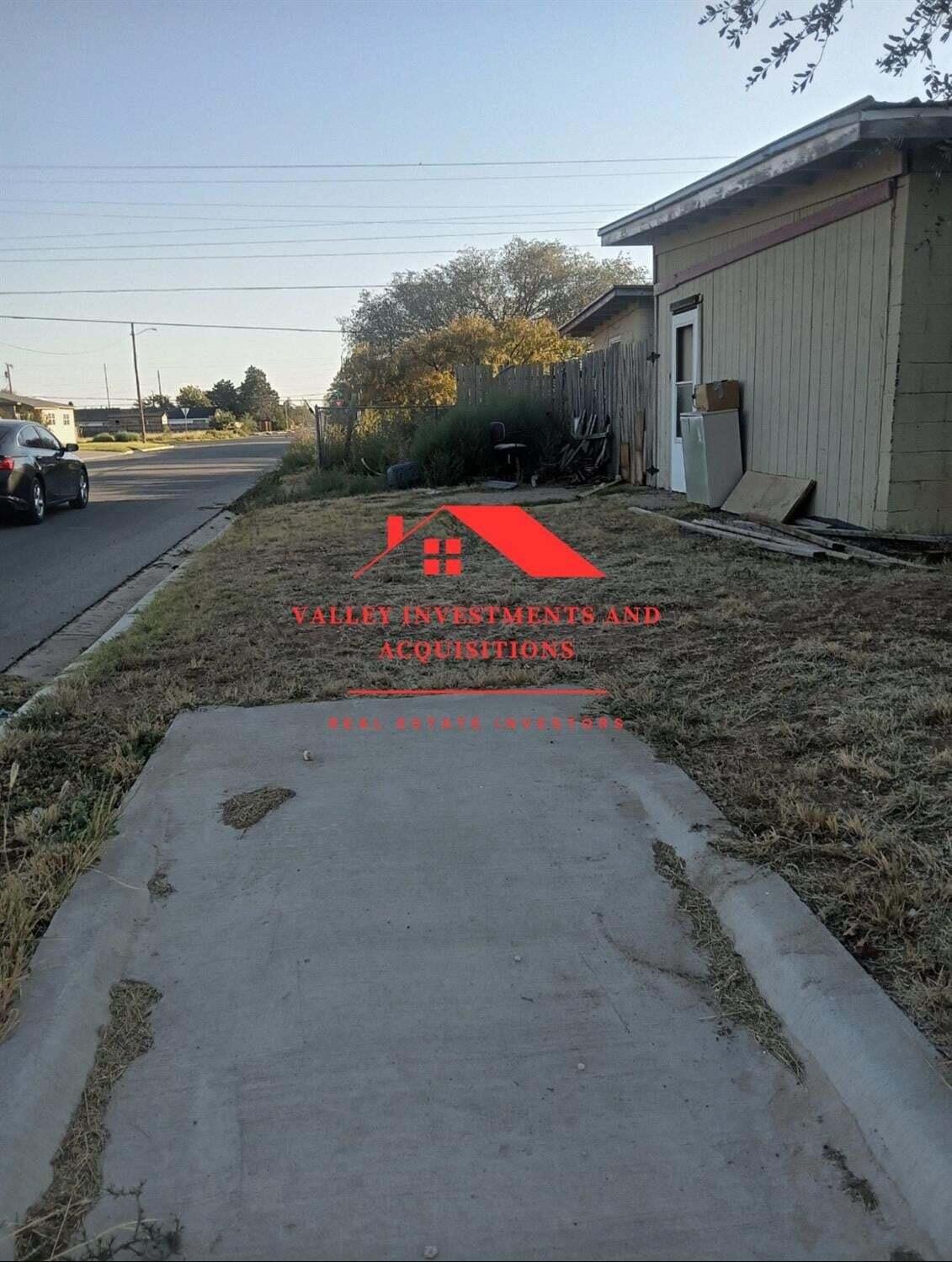 701 77th Street Lubbock, TX 79404 - Photo 4 of 15 20250107032540985120000000-o