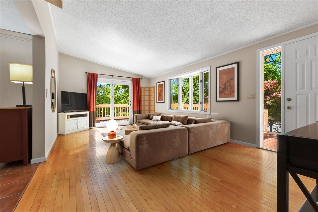 12 Wildwood Road Danvers, MA 01923 - Photo 3 of 35