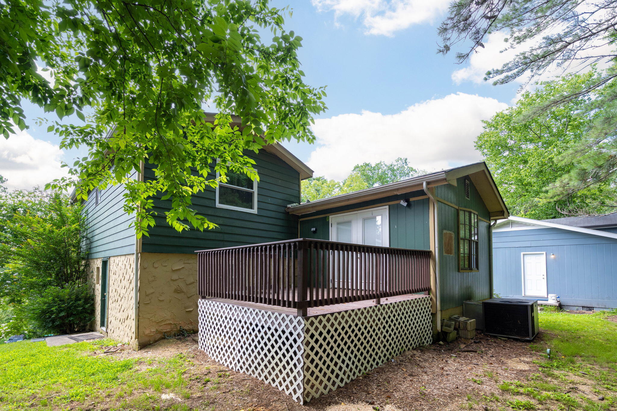 1002 Gillespie Road Chattanooga, TN 37411 - Photo 19 of 22 23-web-or-mls-DSC_4283