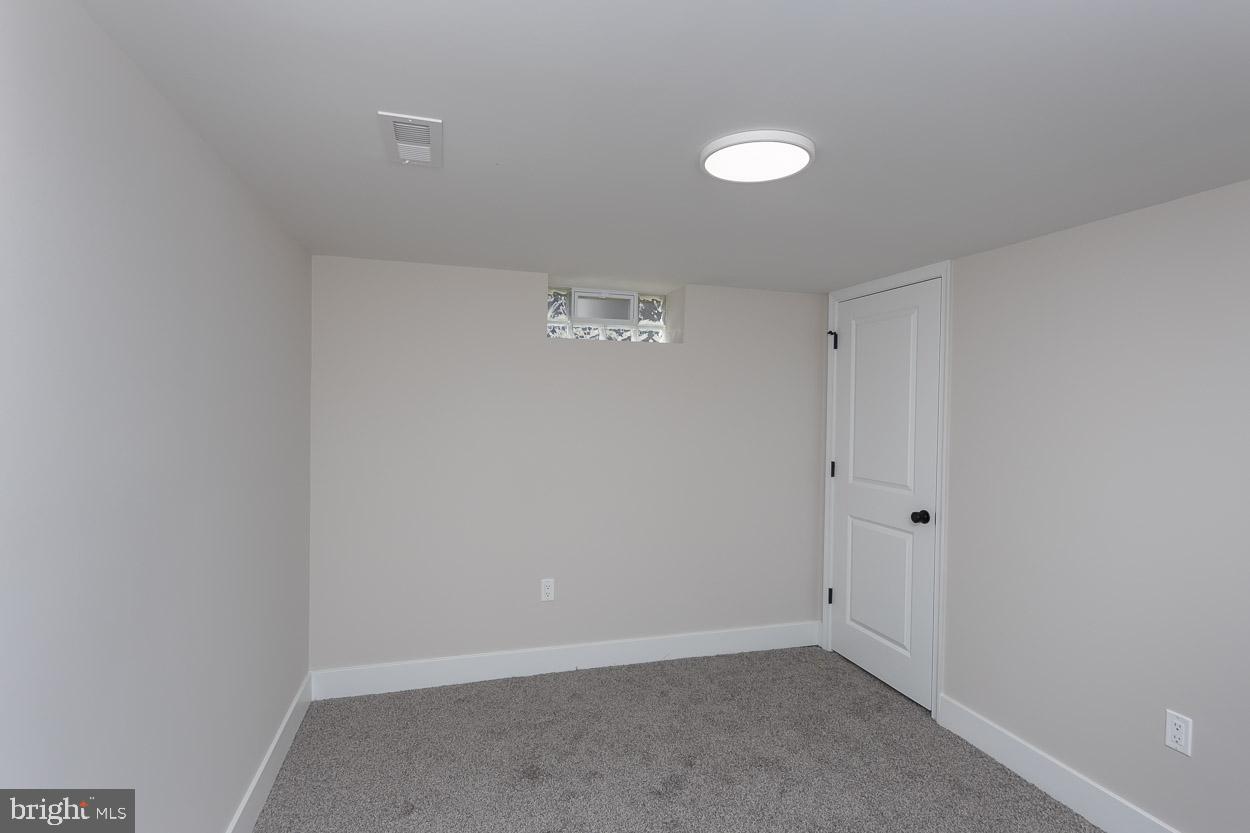 10521 Longbranch Road Cockeysville, MD 21030 - Photo 32 of 43 Office or 5th bedroom