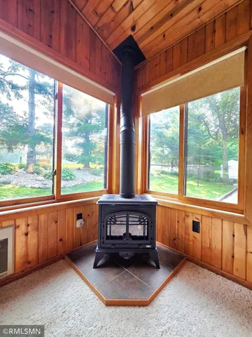 $355,900 | 400 Edgewood Drive, Glencoe, MN 55336