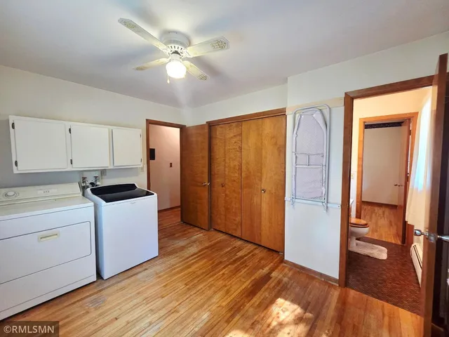 $355,900 | 400 Edgewood Drive, Glencoe, MN 55336