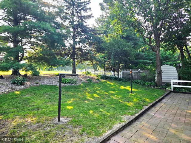 $355,900 | 400 Edgewood Drive, Glencoe, MN 55336