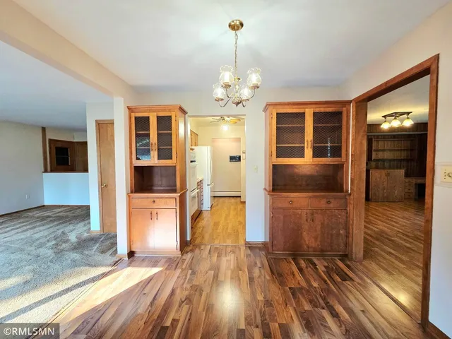 $355,900 | 400 Edgewood Drive, Glencoe, MN 55336