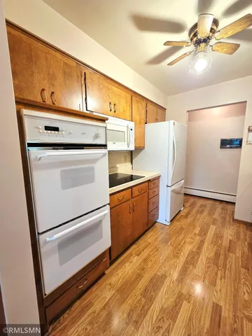 $355,900 | 400 Edgewood Drive, Glencoe, MN 55336