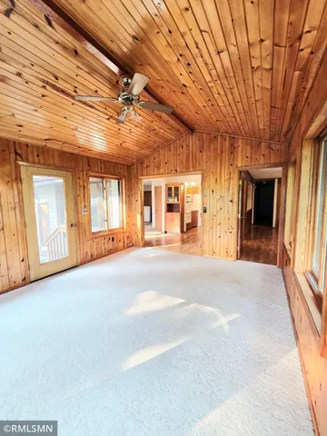 $355,900 | 400 Edgewood Drive, Glencoe, MN 55336