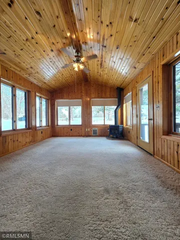 $355,900 | 400 Edgewood Drive, Glencoe, MN 55336