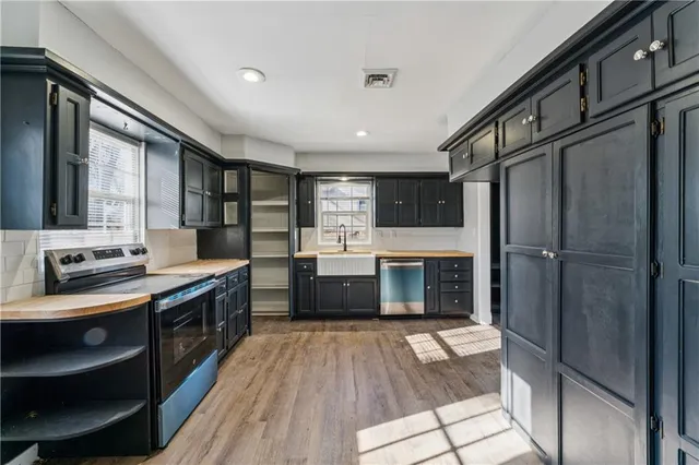 $199,500 | 3615 Dover Street, Kansas City, KS 66106