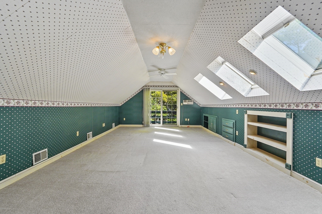 11 Fox Run Townsend, MA 01474 - Photo 20 of 39 Gallery Image 20