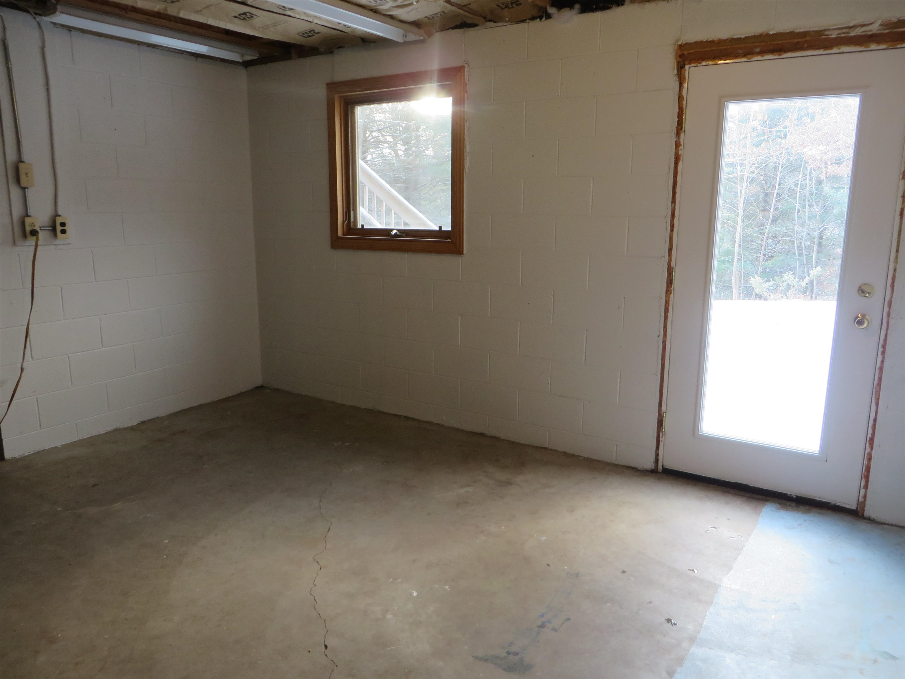 747 High Lake Road Traverse City, MI 49696 - Photo 53 of 54 1906578-52.JPG