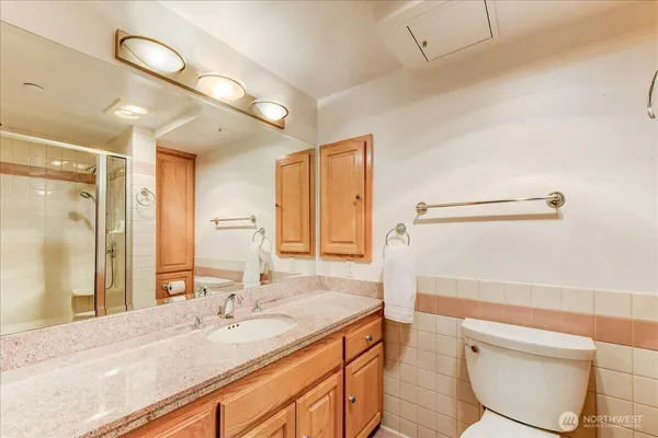 $799,950 | 1527 California Avenue Southwest, Unit 301, Seattle, WA 98116