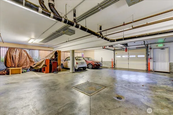 $799,950 | 1527 California Avenue Southwest, Unit 301, Seattle, WA 98116