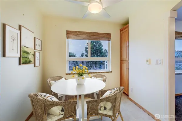 $799,950 | 1527 California Avenue Southwest, Unit 301, Seattle, WA 98116