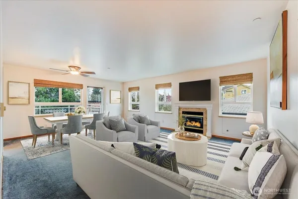 $799,950 | 1527 California Avenue Southwest, Unit 301, Seattle, WA 98116