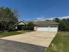 $315,000 | 122 Windward Lane, Rochelle, IL 61068