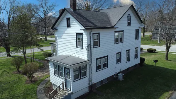 $175,000 | 454 South 5th Street, Watseka, IL 60970