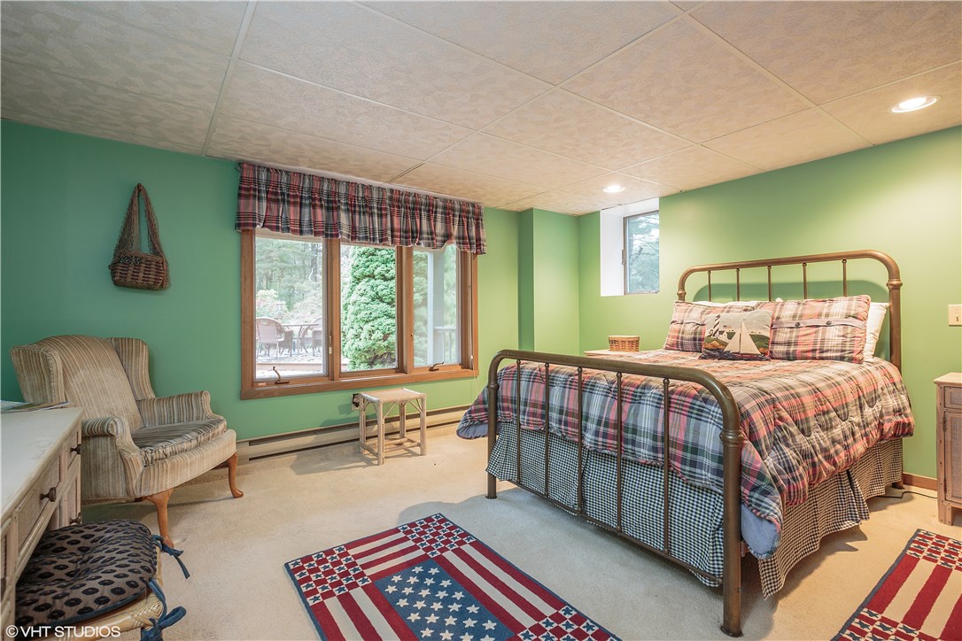 19 Shore Road Westerly, RI 02891 - Photo 20 of 21