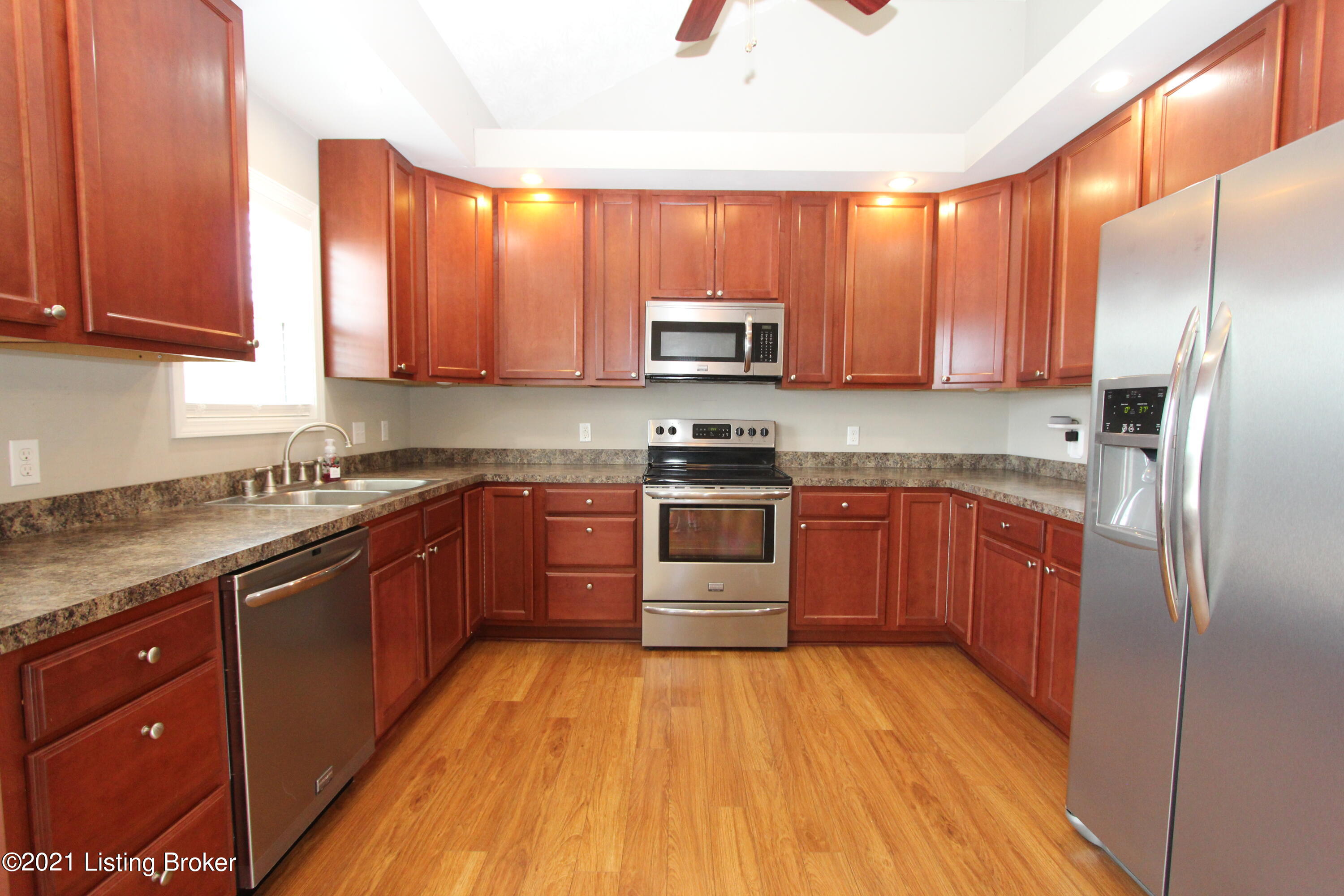 1002 Rueland Drive Lawrenceburg, KY 40342 - Photo 11 of 27 Kitchen (3)
