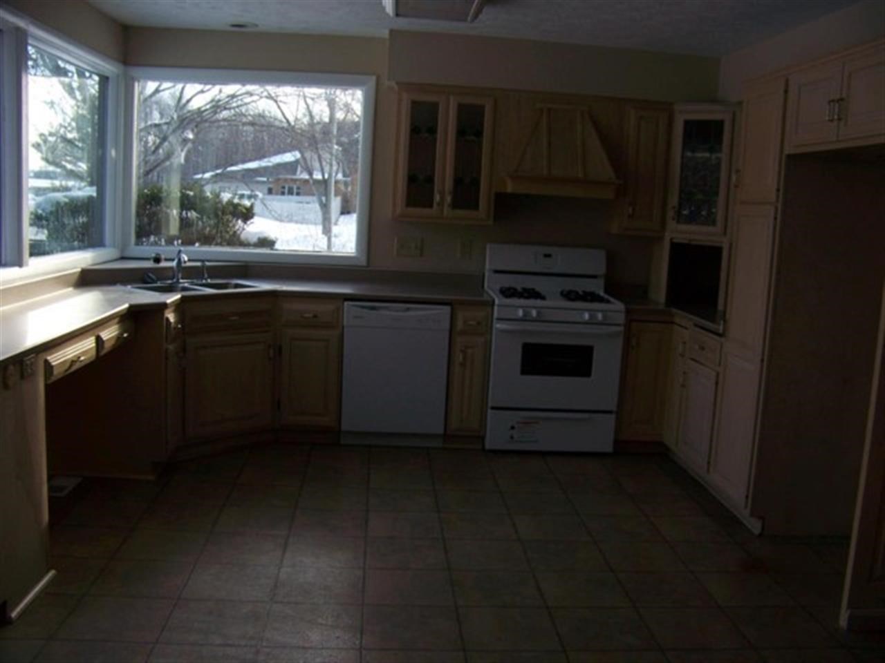 18457 Kern Road South Bend, IN 46614 - Photo 5 of 20 Gallery Image 5