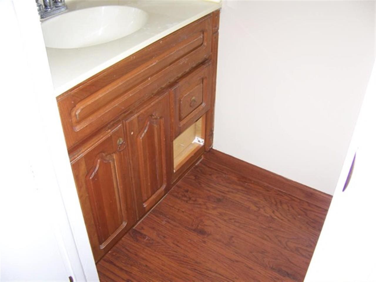 18457 Kern Road South Bend, IN 46614 - Photo 8 of 20 Gallery Image 8