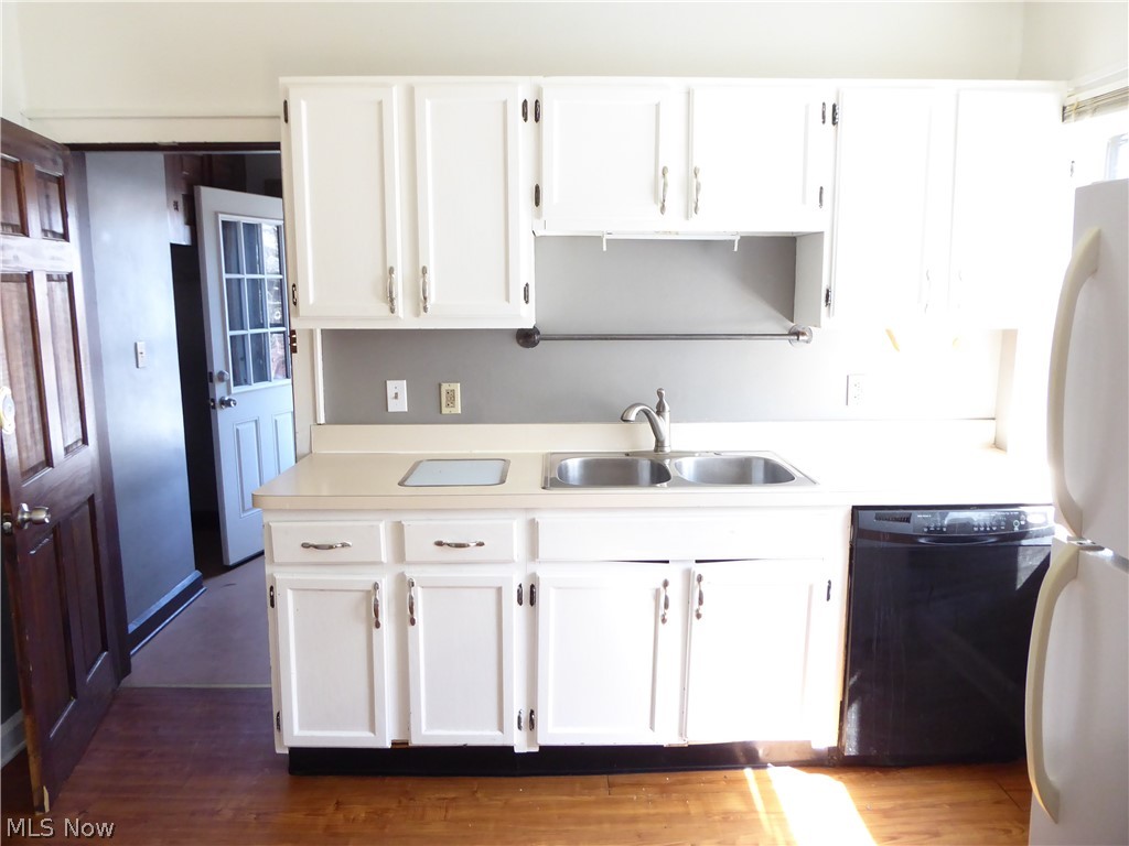 2179 Edgewood Road Cleveland, OH 44118 - Photo 19 of 41