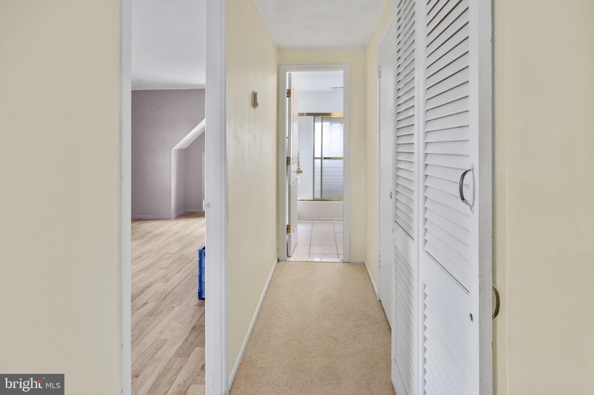 35 Hydrangea Road Levittown, PA 19056 - Photo 21 of 32 Gallery Image 21