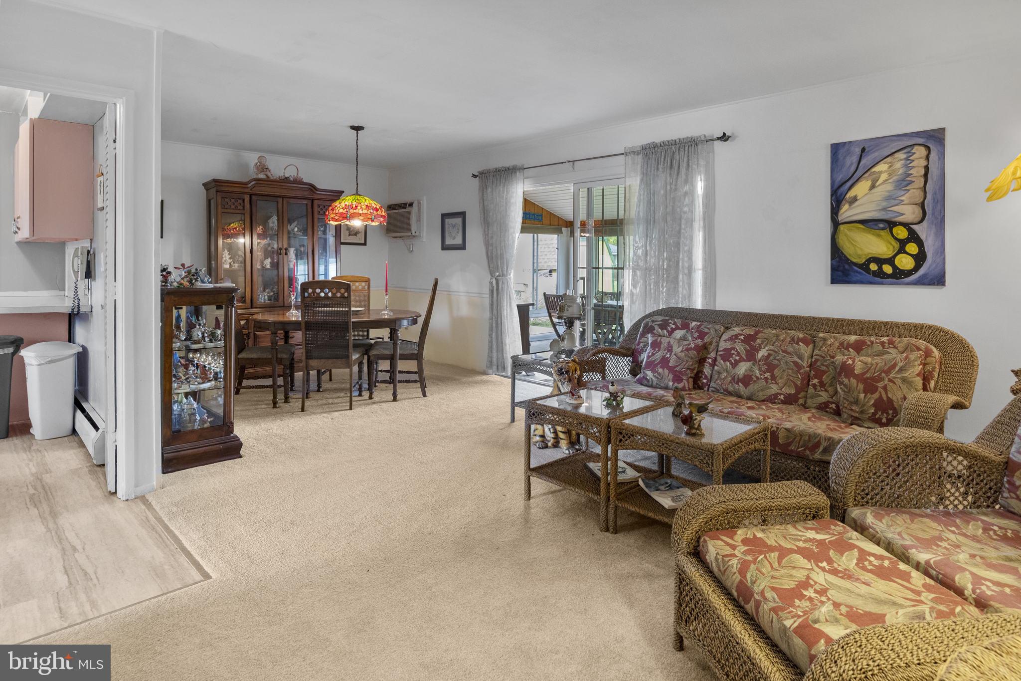 35 Hydrangea Road Levittown, PA 19056 - Photo 6 of 32 Gallery Image 6