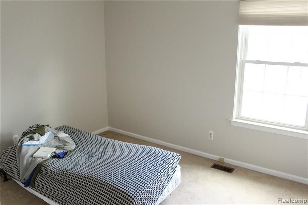 1190 Harvard Drive Rochester Hills, MI 48307 - Photo 18 of 24