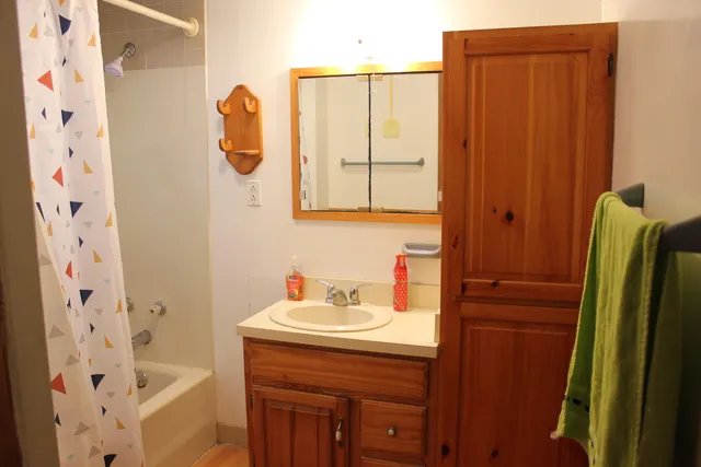 $199,000 | 4008 Cardinal Lane, Valparaiso, IN 46383