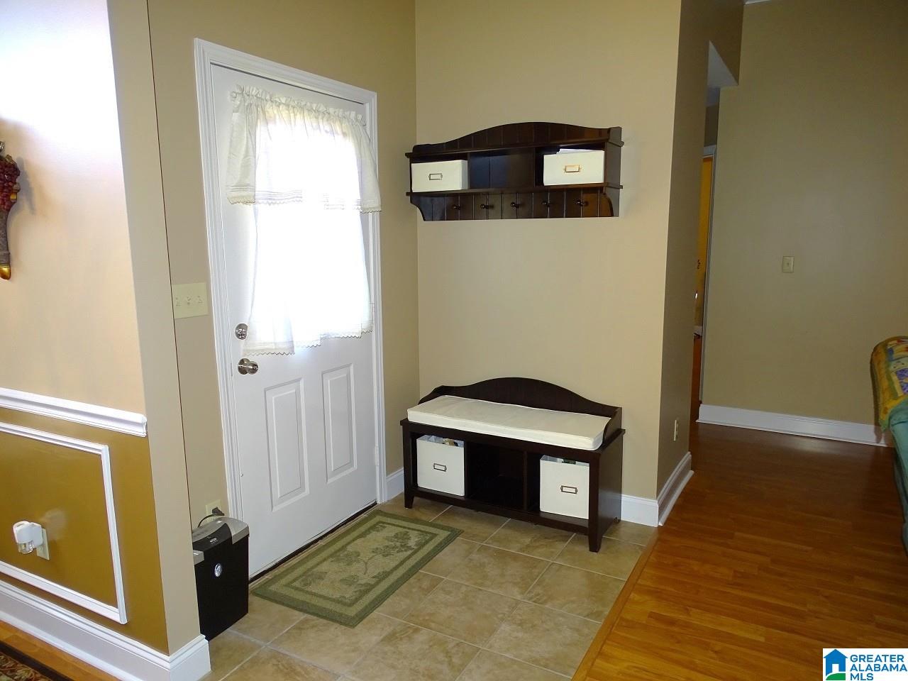 5464 Virginia Way Bessemer, AL 35022 - Photo 3 of 20