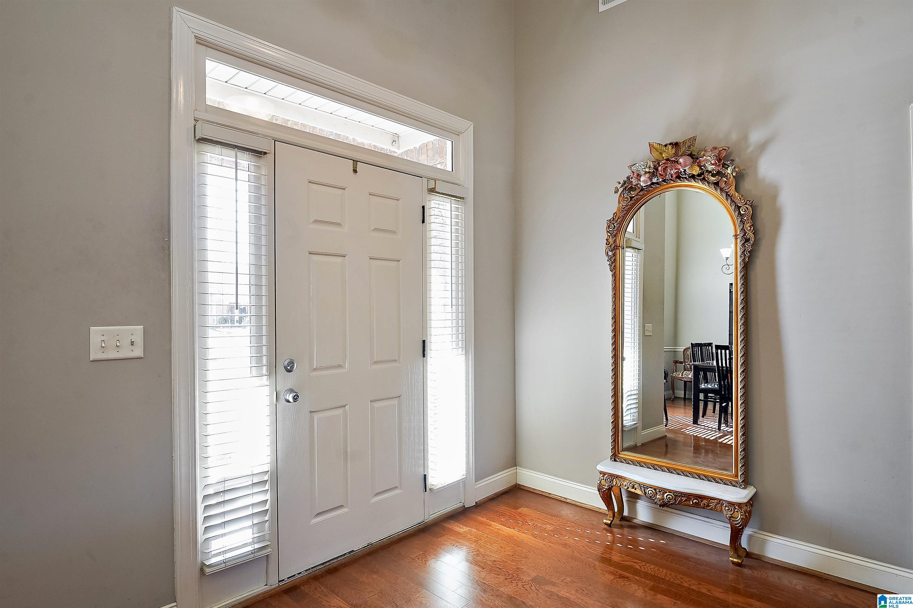 120 Mayfair Park Alabaster, AL 35114 - Photo 3 of 35