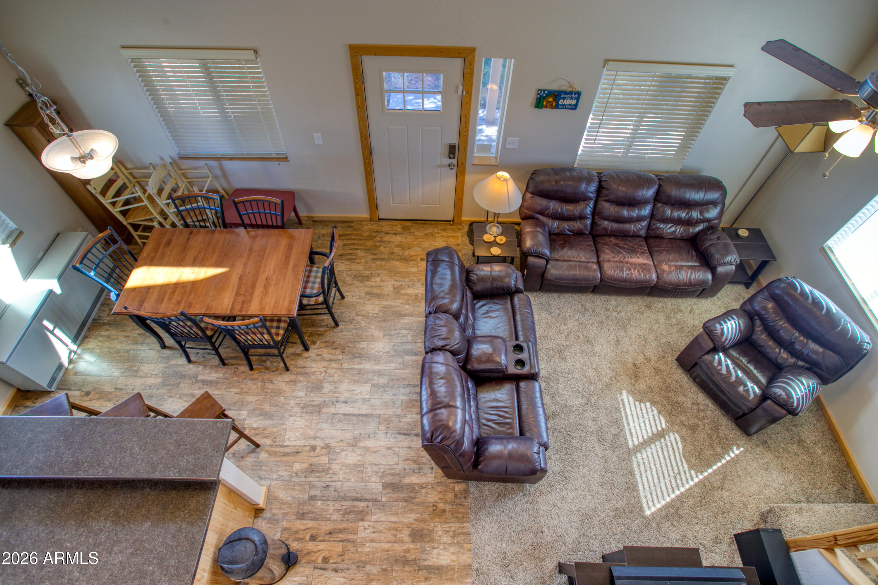 2751 Pineview Court Overgaard, AZ 85933 - Photo 15 of 22 PaxmanPh_IMG_9069