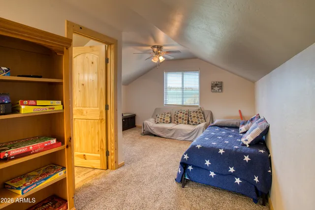 $330,000 | 2751 Pineview Court, Overgaard, AZ 85933