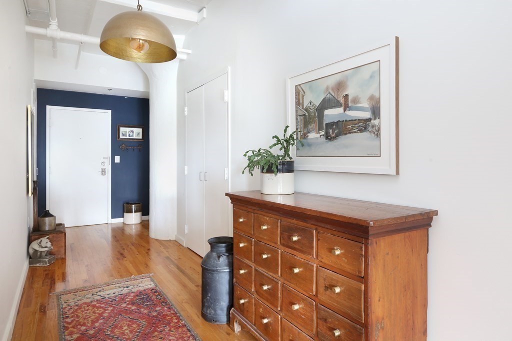 210 Lincoln Street, Unit 302 Boston, MA 02111 - Photo 7 of 8