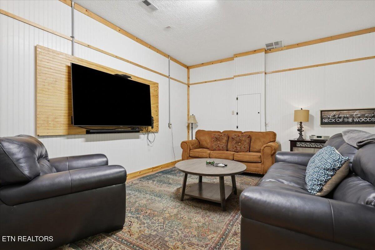 739 Stonegate Way Townsend, TN 37882 - Photo 31 of 49 18-018_1I2A2511