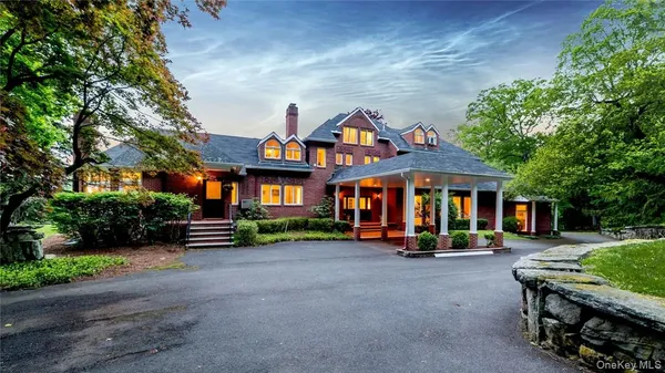 $2,200,000 | 262 Tuxedo Road, Tuxedo Park, NY 10987