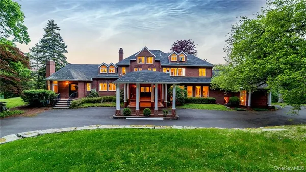 $2,200,000 | 262 Tuxedo Road, Tuxedo Park, NY 10987