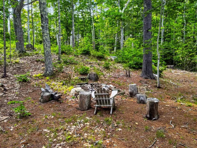 $899,000 | 977 Alna Road, Alna, ME 04535