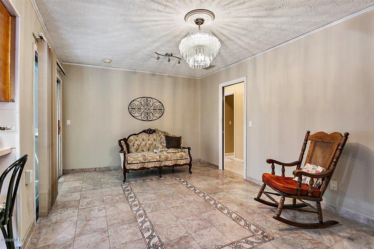 2460 Aquarius Road Orange Park, FL 32073 - Photo 10 of 29 10-Family Room
