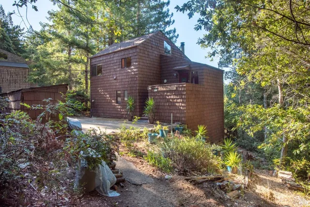 $735,000 | 38120 Ocean Ridge Drive, Gualala, CA 95445