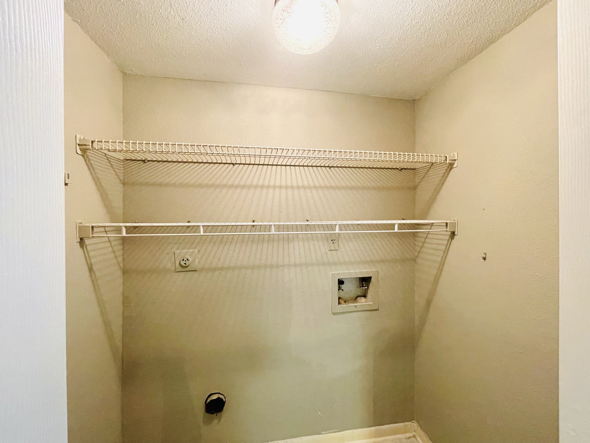 2800 Jeanetta Street, Unit 1702 Houston, TX 77063 - Photo 13 of 23 a close up of a shower