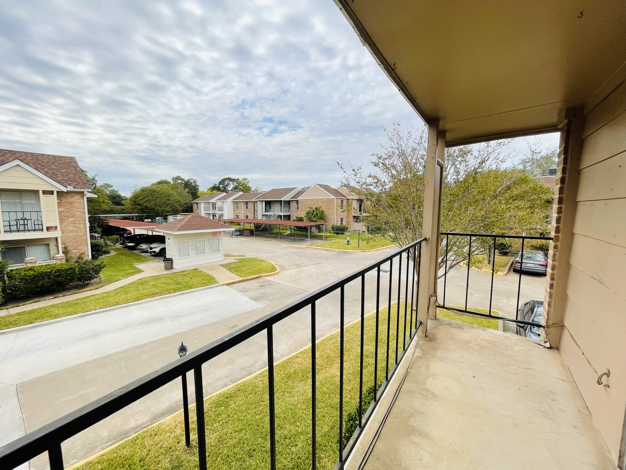 2800 Jeanetta Street, Unit 1702 Houston, TX 77063 - Photo 3 of 23 a view of swimming pool from a balcony